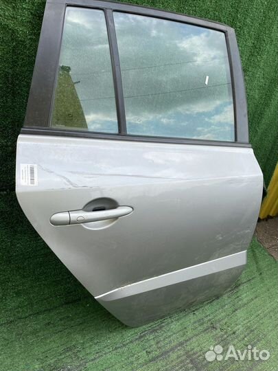 Дверь задняя правая Renault Koleos HY0 в сборе
