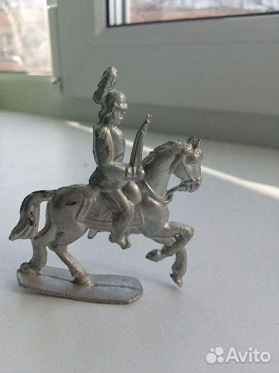 Модель солдатика оловянного