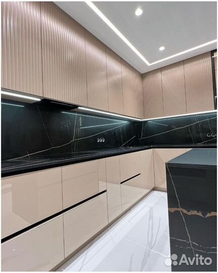 Кухонный гарнитур новая