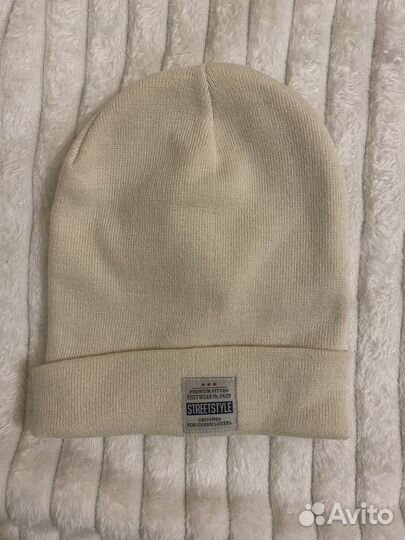 Женская шапка осень