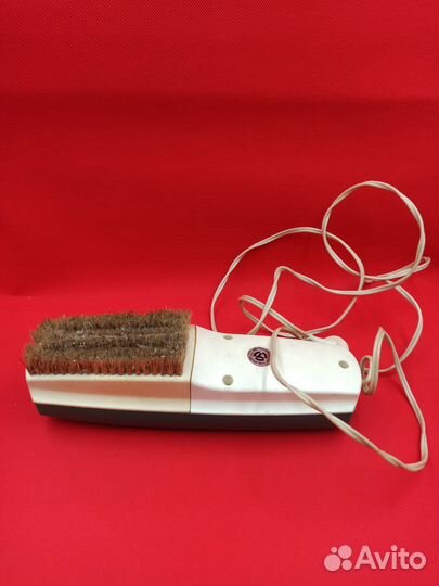 Электрощетка-пылесос Ветерок 3. СССР