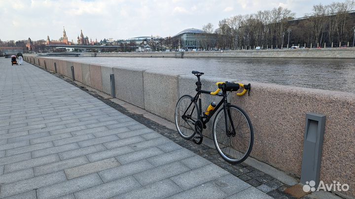 Велосипед fixed gear/single speed (9кг)