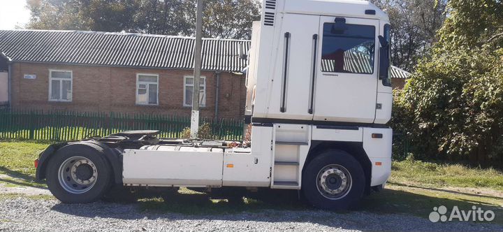 Renault Magnum, 2000