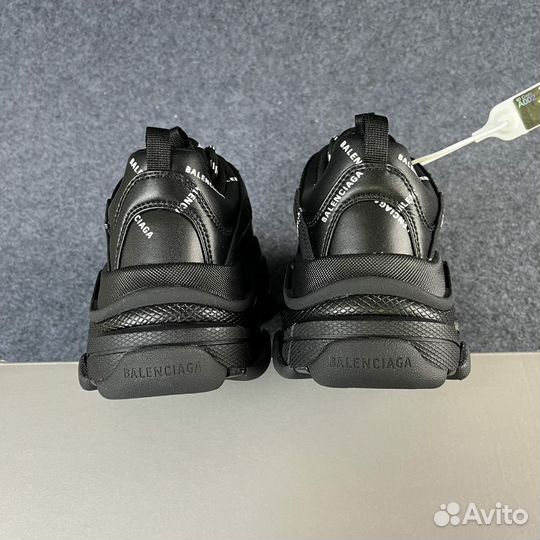 Кроссовки balenciaga triple-s