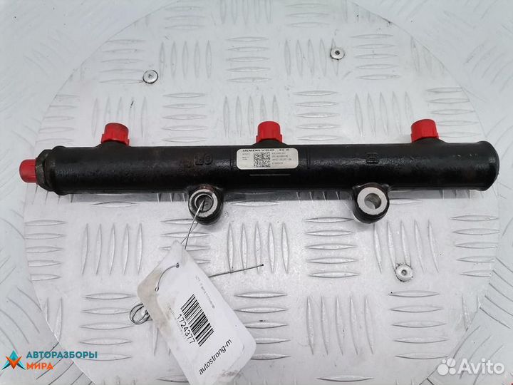 Топливная рампа Land Rover Discovery 2 2004 1570G9