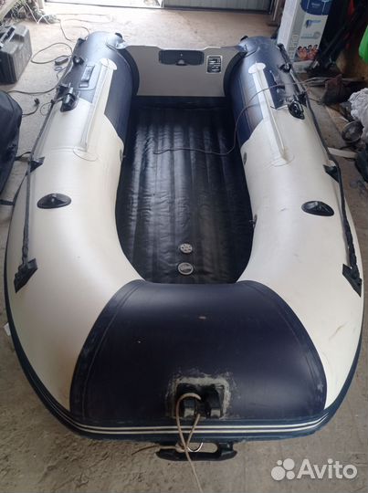 Надувная лодка пвх бу с мотором