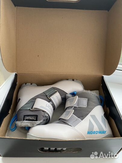 Горнолыжные ботинки детские