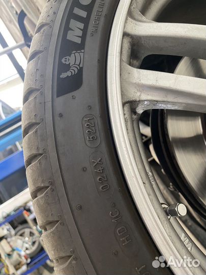 Michelin Pilot Sport 5 245/40 R19 89J
