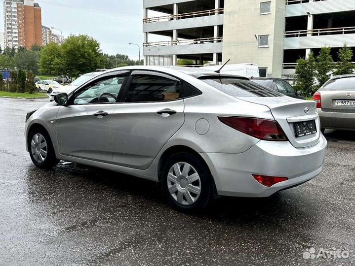 Hyundai Solaris 1.4 AT, 2015, 187 369 км