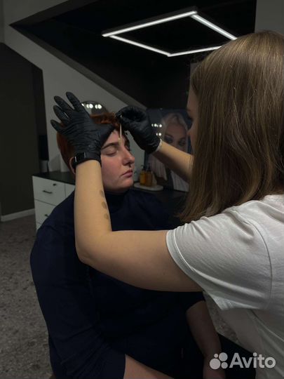 Брови / коррекция / мастер бровист