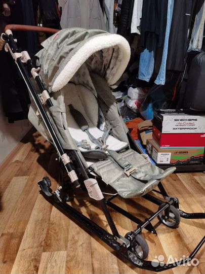 Зимние санки коляска