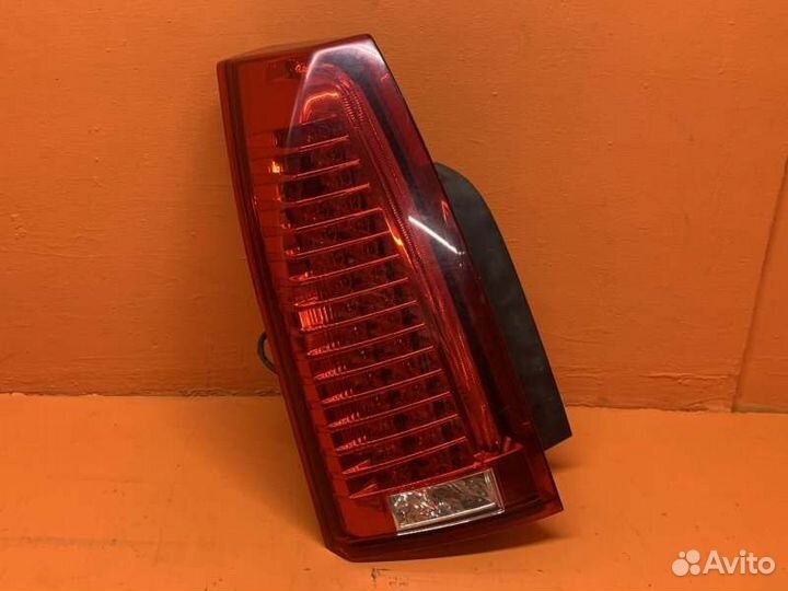 Фонарь задний левый Cadillac Cts LLT 2008