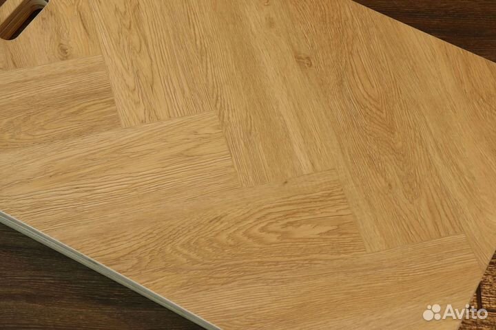 Кварцвиниловая плитка елка замковая