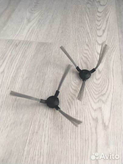 Робот-пылесос Midea VCR03