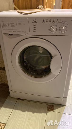 Стиральная машина indesit