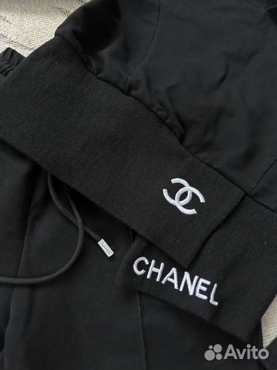 Спортивный костюм женский