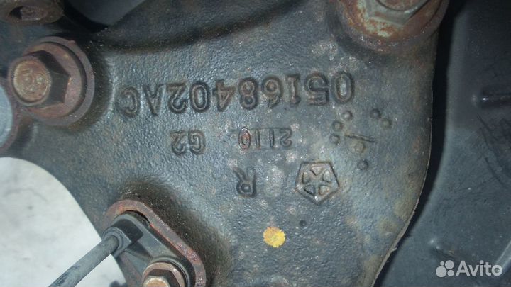 Поворотный кулак dodge charger 5.7 л