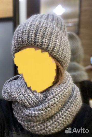 Шапка и снуд комплект вязаный