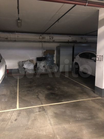 Машиноместо, 20 м²