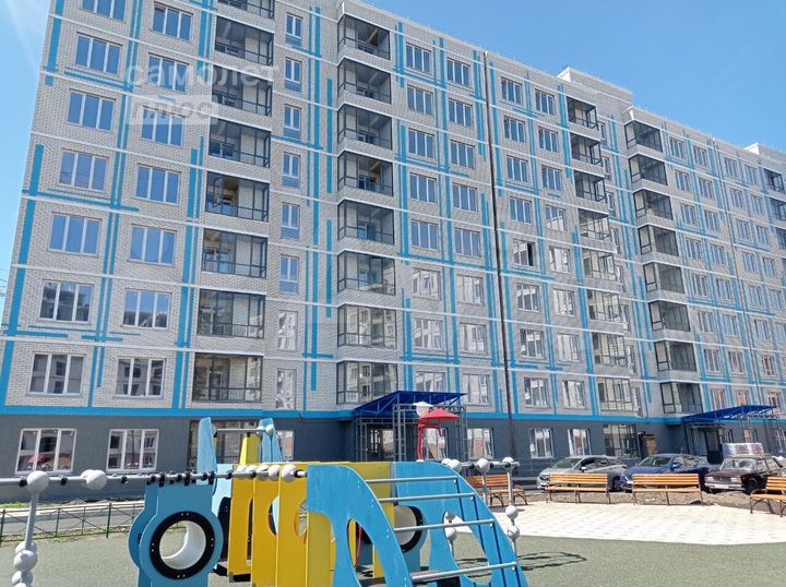 Квартира-студия, 32,8 м², 1/9 эт.