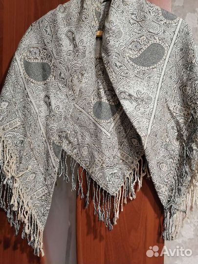 Женский шарф