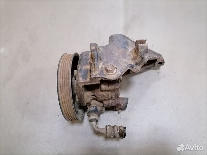 Насос гидроусилителя руля Mazda 626 GD 1987-1996