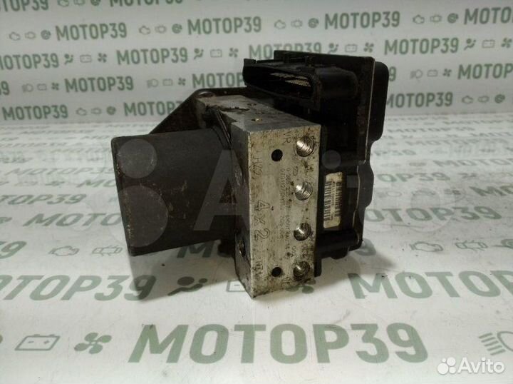 Блок abs Mercedes-Benz Vito W639