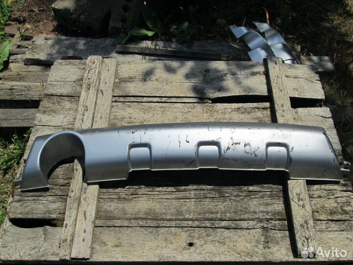 Рено Сандеро Степвэй накладка зад бампера 2009