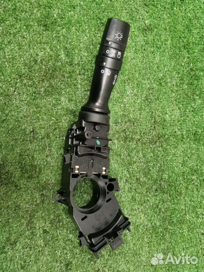 Подрулевой переключатель света Kia Ceed хетчбэк