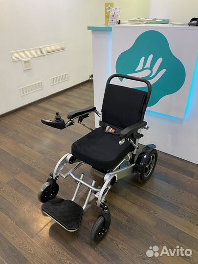 Коляска инвалидная с электроприводом