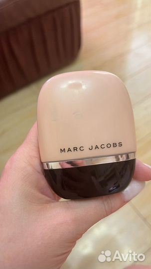 Тональная основа marc jacobs
