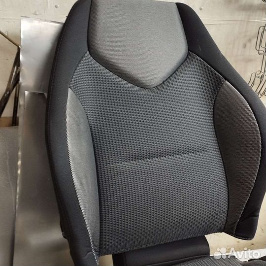 Сидение пежо308. Ремкомплект