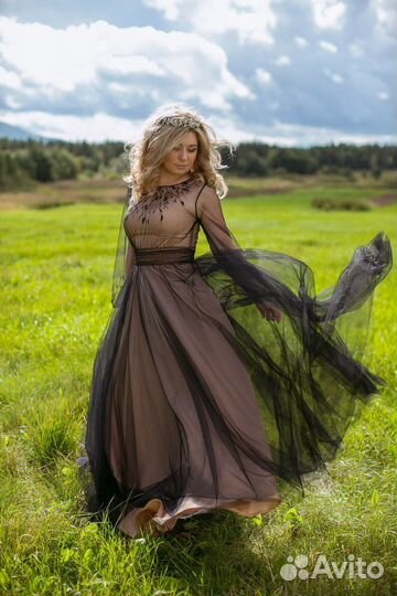 Длинное платье в пол 46