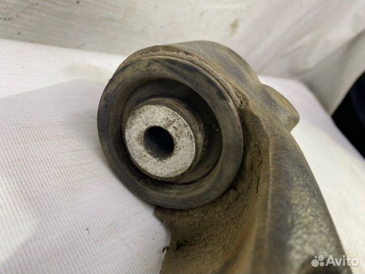 Рычаг передний левый Mercedes-Benz Gl-Class X164 M