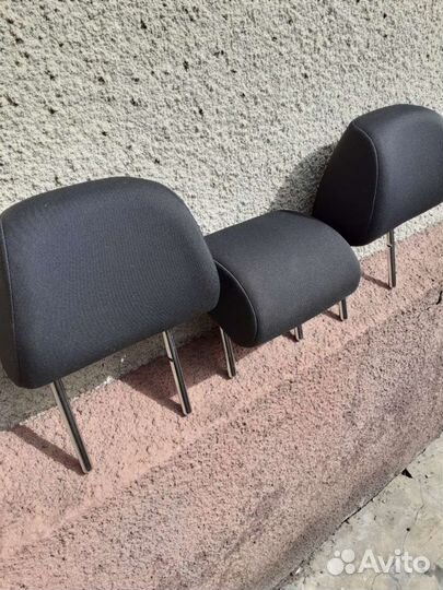 Подголовники фолцполо новые 3шт