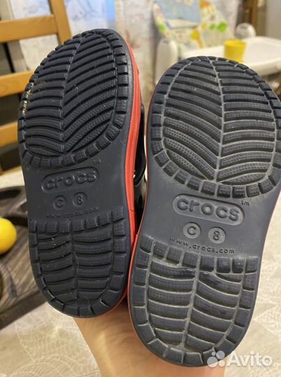 Сандалии crocs c8