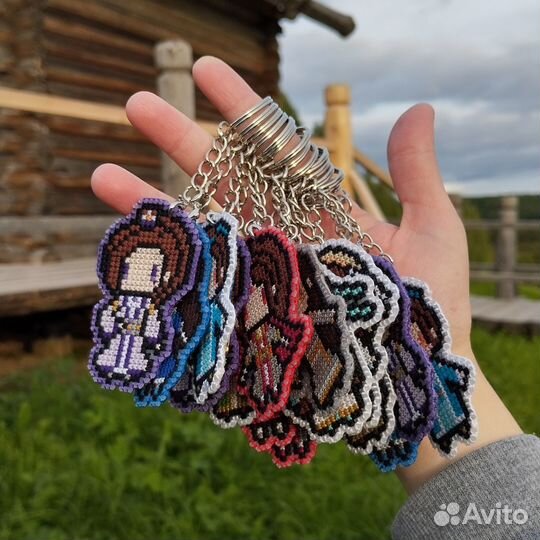 Значки, вышивка
