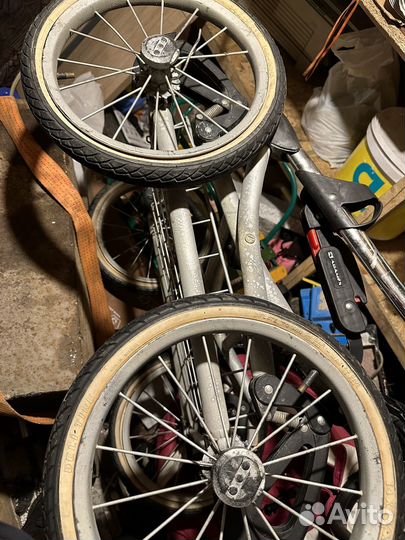 Коляска прогулочная вездеход