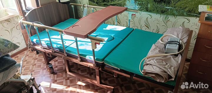 Медицинская кровать с электроприводом