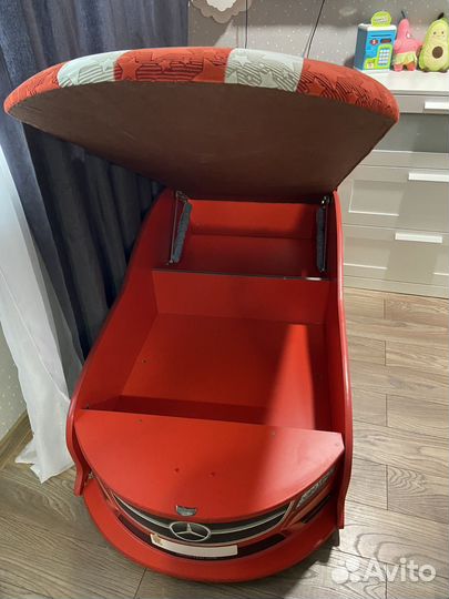 Кровать машина с подсветкой