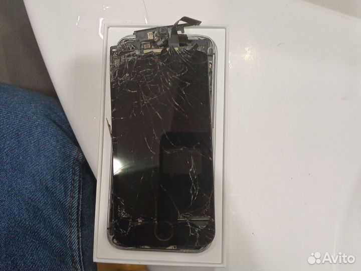 iPhone 5S, 16 ГБ