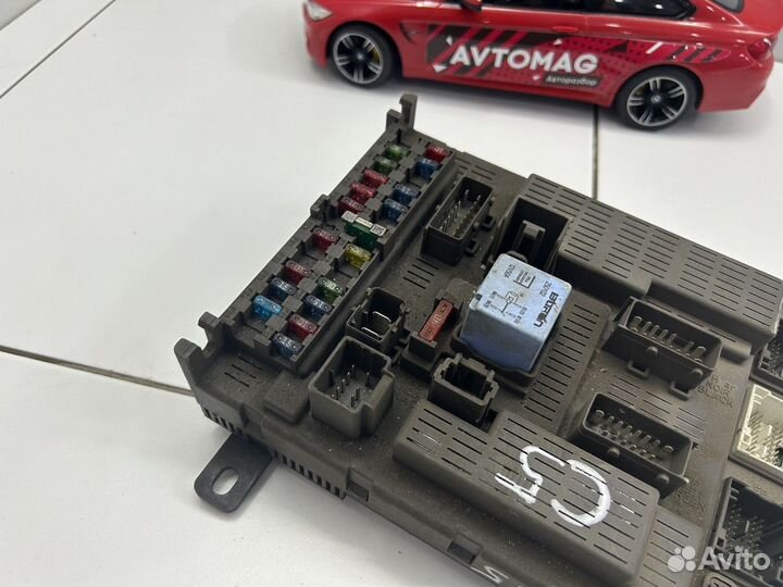 Блок предохранителей (Citroen C5)