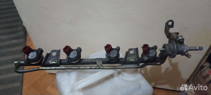 Топливная рейка Nissan KA24DE