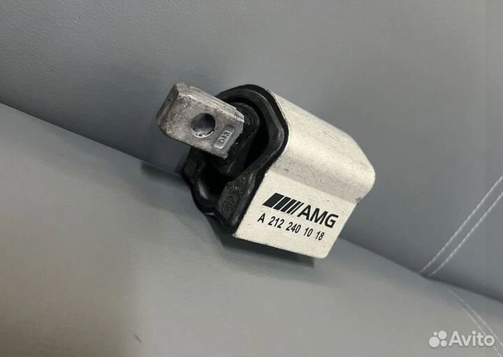 Опора АКПП Mercedes-Benz A2122401018