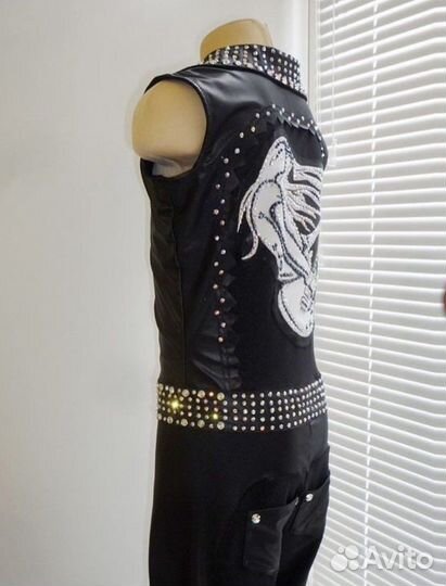 Костюм для фигурного катания