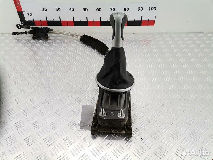 Кулиса кпп для Skoda Fabia 2 (5J) 6Q0711050B