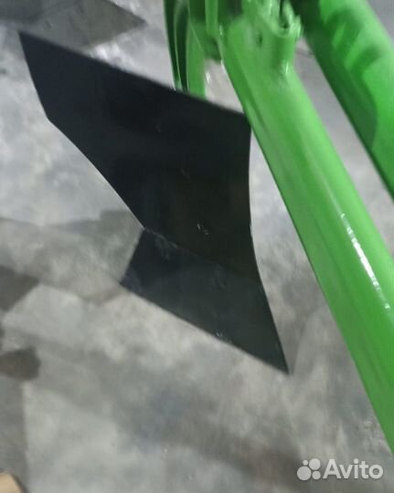 Плуг однокорпусный для мотоблока и минитрактора