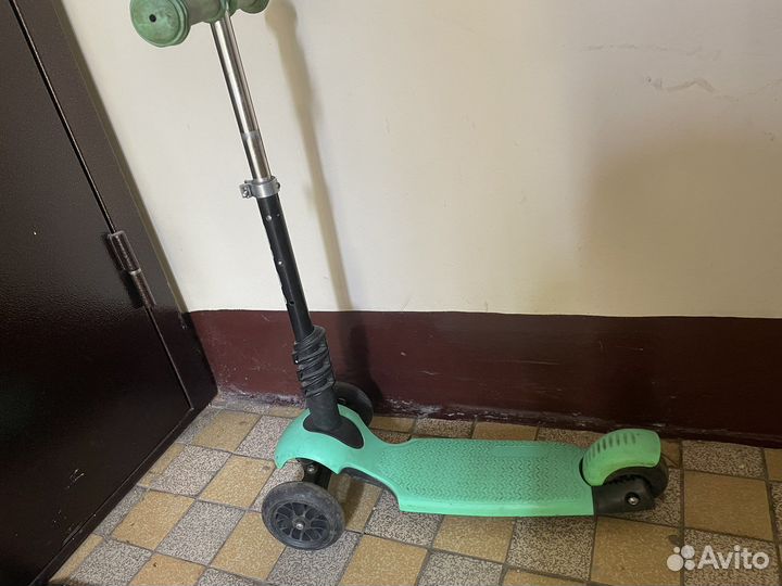 Самокат детский трехколесный