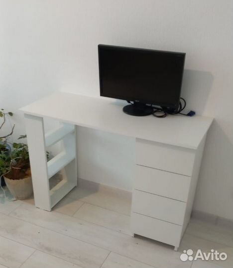 Письменный стол, новый