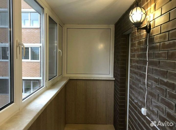 Остекление балкона распашное